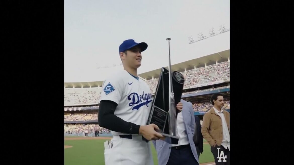 Moment: Shohei Ohtani recueille son troisième prix Silver Slugger | Dodger de Los Angeles | MLB | Baseball | Dodgers | Otani Shohei