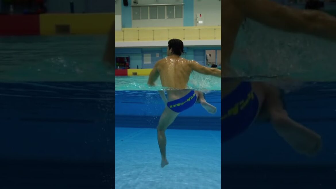 Le mouvement sous l'eau 🤯📹: @wp_satoshi_wp #OLYmpics #SportsEdit #sportStok #WaterPolo