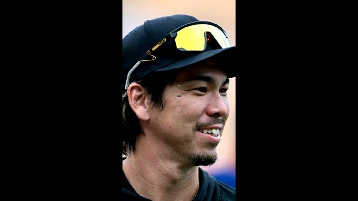 Maeda Kenta Signs Shirt Otani et décopine