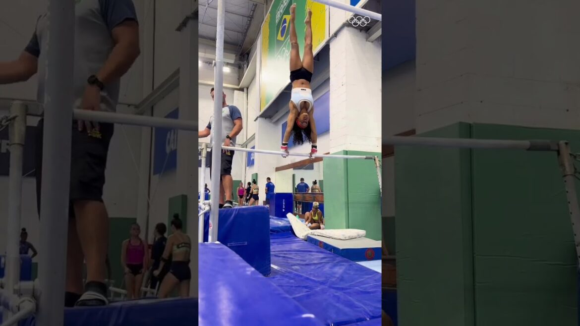 Is Rebeca Andrade chasing history once again? 🇧🇷 Is Rebeca Andrade chasing history once again? 🇧🇷