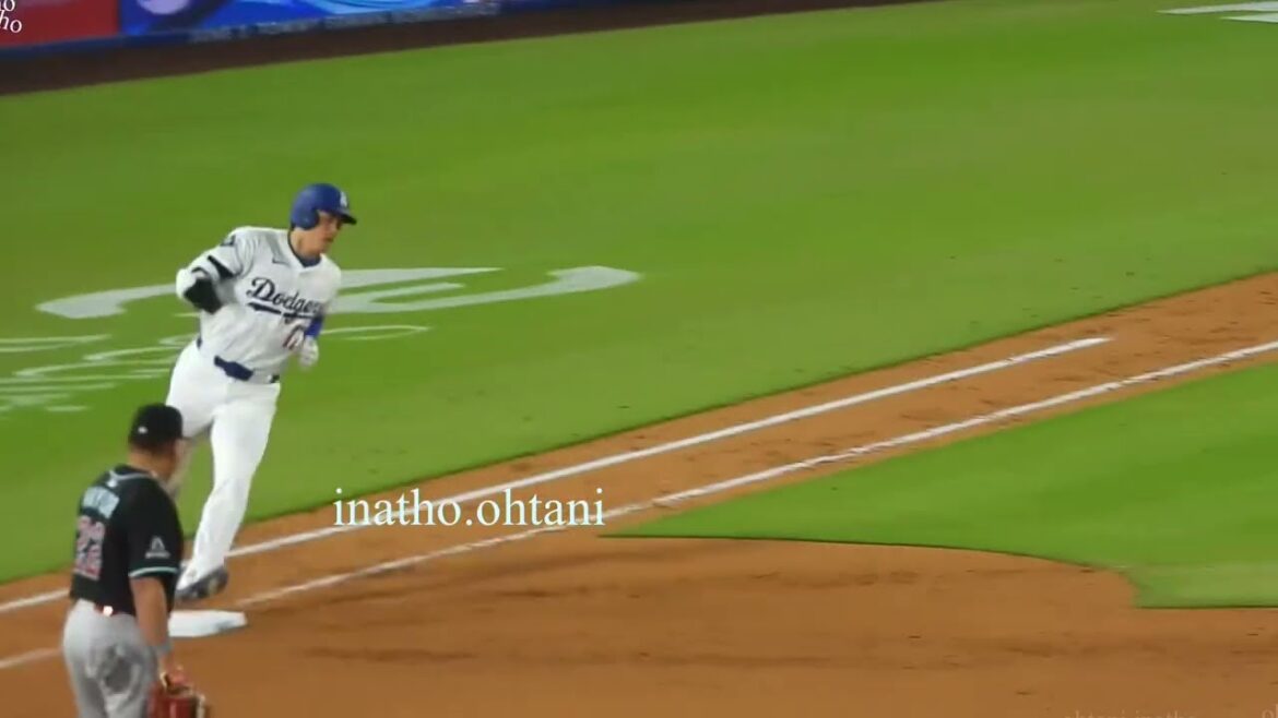 Les nouvelles locales‼ ️Tani Shohei frappe un coup de deux basses devant Yoshida Maya !! ️ Yoshida Maya n'est pas ravie quand il frappe, mais il regarde son jeu du point de vue d'un athlète. Il a eu un regard sérieux. #yoshida #maya