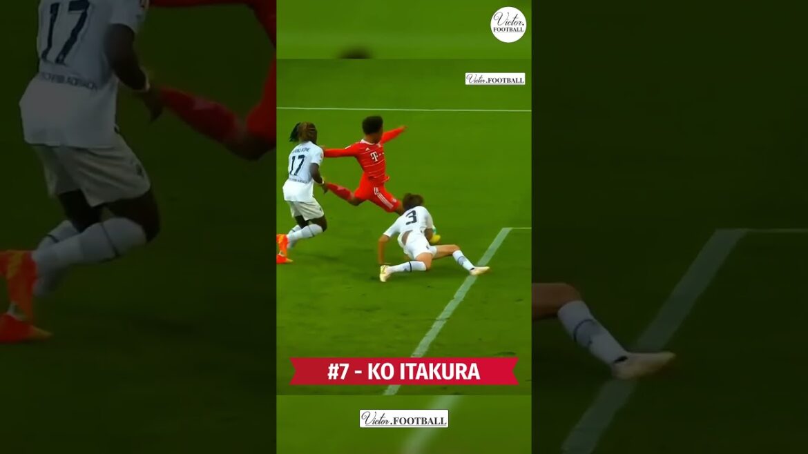 Vous ne croirez pas quel défenseur a fait cela! #FOOTBALL #FOOTBALLSKILLS #UCL #SHORTS