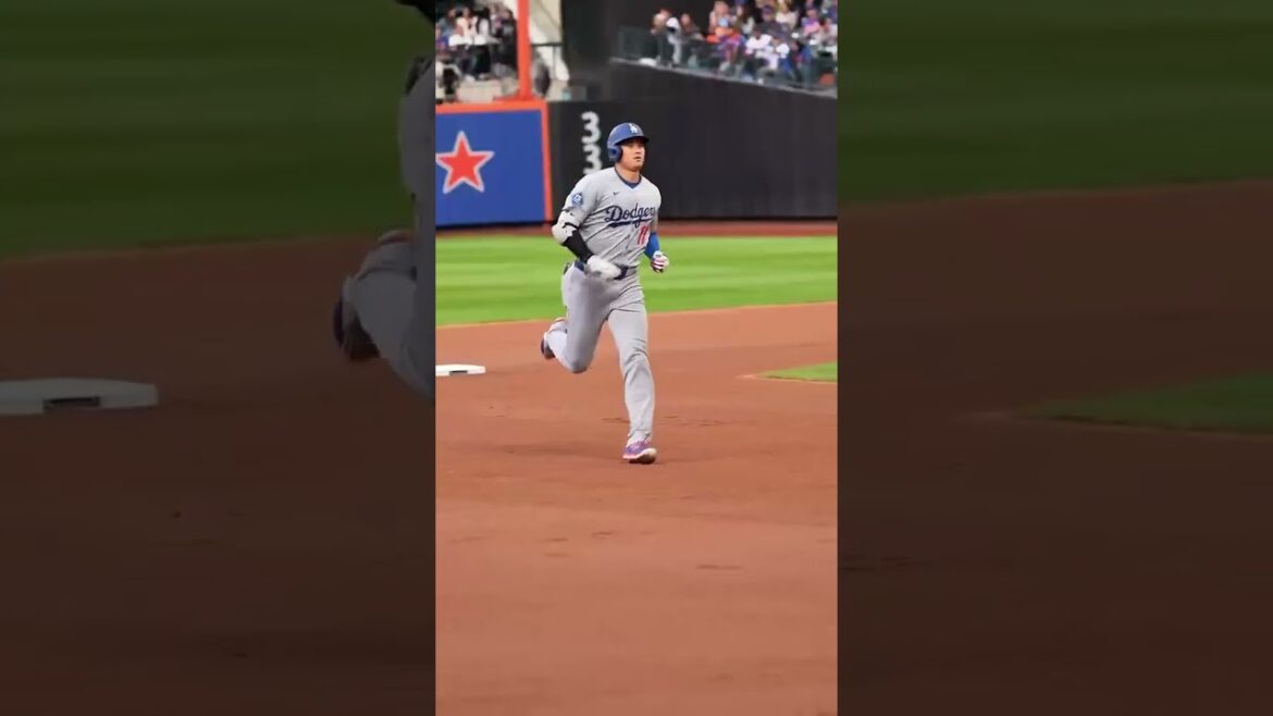 Célébration de Shohei Ohtani après le Homer de tête de tête 🔥 Célébration de Shohei Ohtani après le Homer de tête de tête 🔥