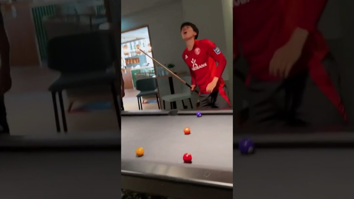 😭 Je veux aussi jouer au billard avec Tanaka Aoi 😂 Moment embarrassant de Tanaka Aoi