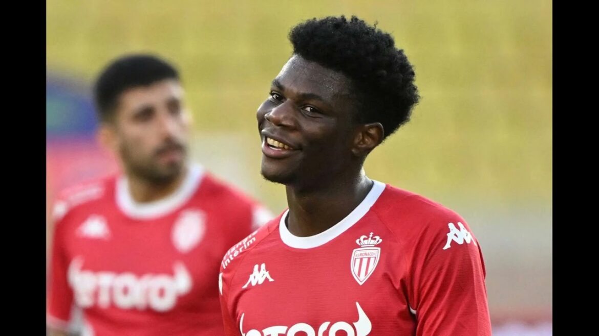 Mikel Arteta fournit des mises à jour sur les blessures sur le duo Arsenal Takehiro Tomiyasu