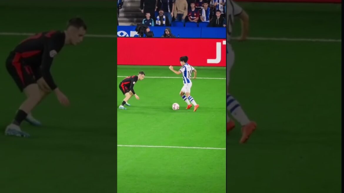 #Short ** Takefusa Kubo vs Ulekan: Qui est plus dur? ** 🏆⚽🪨