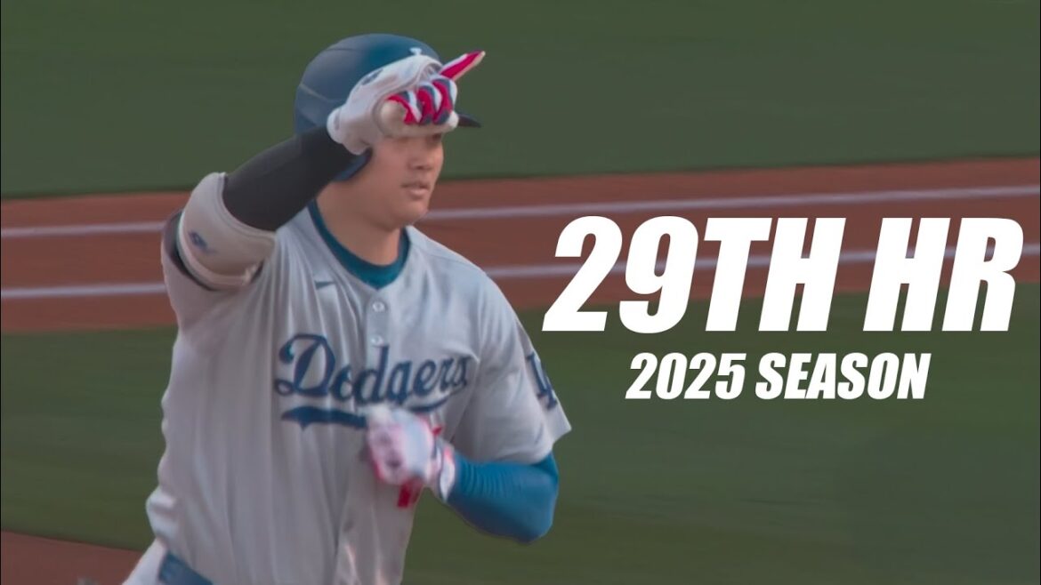 Shohei Ohtani frappe un home run de tête et un triple RBI contre les Royals | Otani Shohei Faits saillants