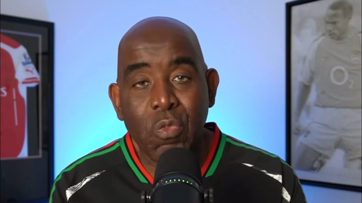 Robbie réagit à la sortie de choc de Tomiyasu