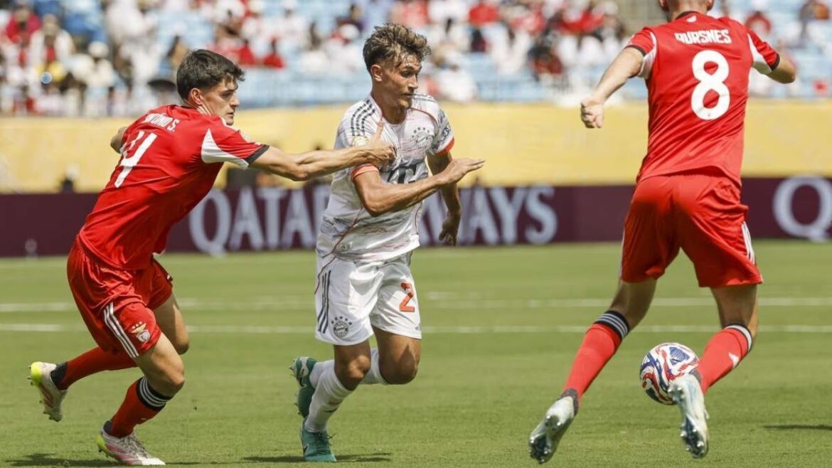 Tom Bischof Premières impressions en Bavière Munich vs Benfica (CWC 2025)