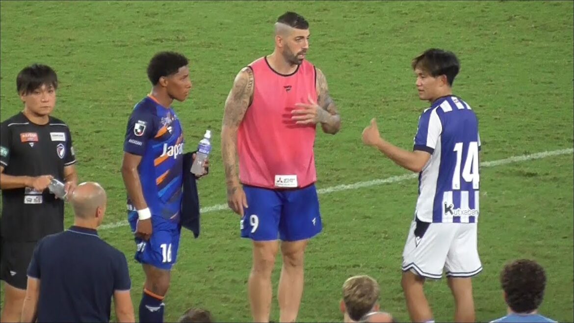 Un moment de victoire historique pour la Real Sociedad, dirigée par la prestigieuse famille espagnole de Kubo Takefusa et Juanma, interprétant Kubo Takefusa en espagnol … contre Falane Nagasaki vs Real Sociedad Peace Stadium Nagasaki Stadium City 20250721 Un moment de victoire historique pour la Real Sociedad, dirigée par la prestigieuse famille espagnole de Kubo Takefusa et Juanma, interprétant Kubo Takefusa en espagnol ... contre Falane Nagasaki vs Real Sociedad Peace Stadium Nagasaki Stadium City 20250721