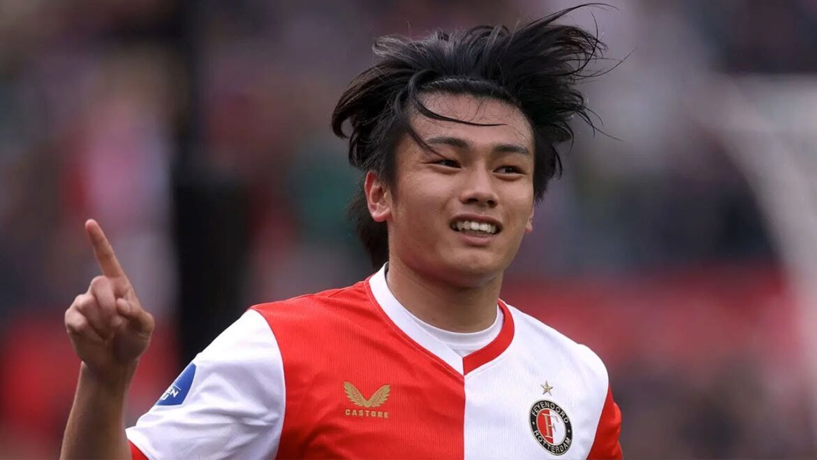 Ueda Kyoyo marque deux buts et fait un grand succès! Watanabe Tsuyoshi a aidé pour la première fois depuis son transfert avec une passe de Dieu![3 août]