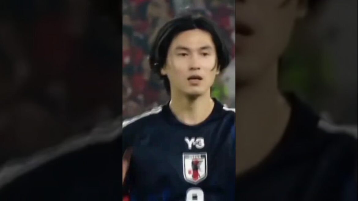 Beau joueur de football japonais Takumi Minamino #Shorts