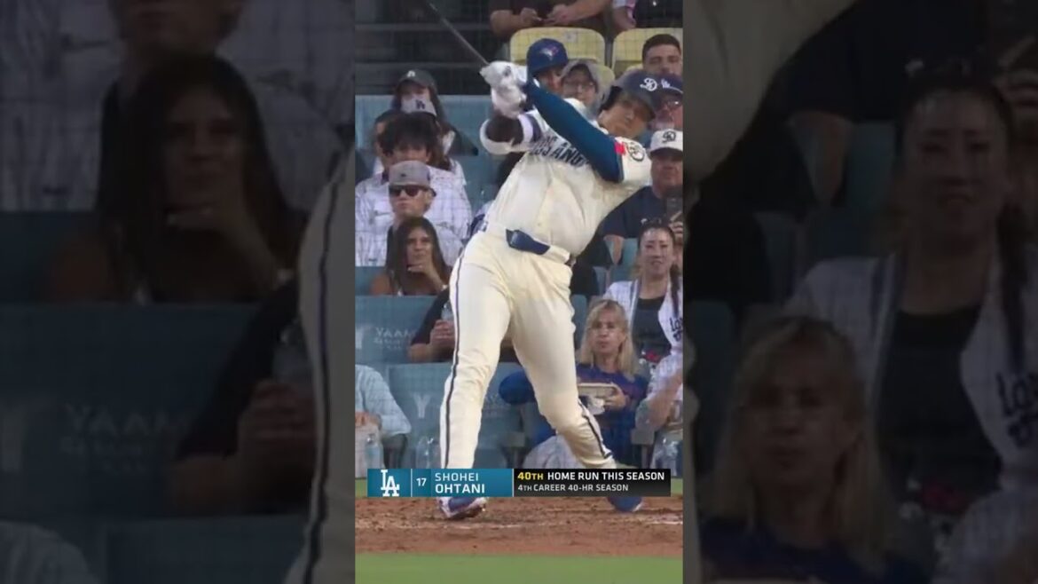 Shohei Ohtani détruit cette balle pour son 40e home run de la saison! 😯