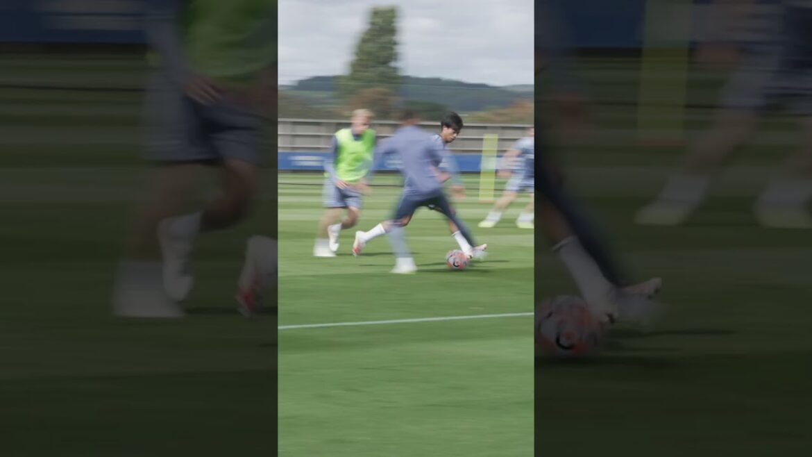 Mitoma Nets Solo Objectif à l'entraînement 😲🎯