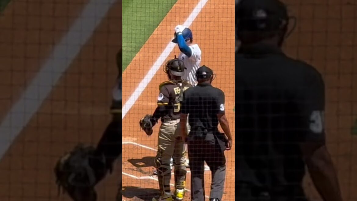Shohei accueille le lanceur Darvish Yu dans son premier at-Bat 💙[1er DH, Otani Shohei]vs Padres @ Dodger 8/17/2025 #Otani Shohei #OHTANI #Dodgers