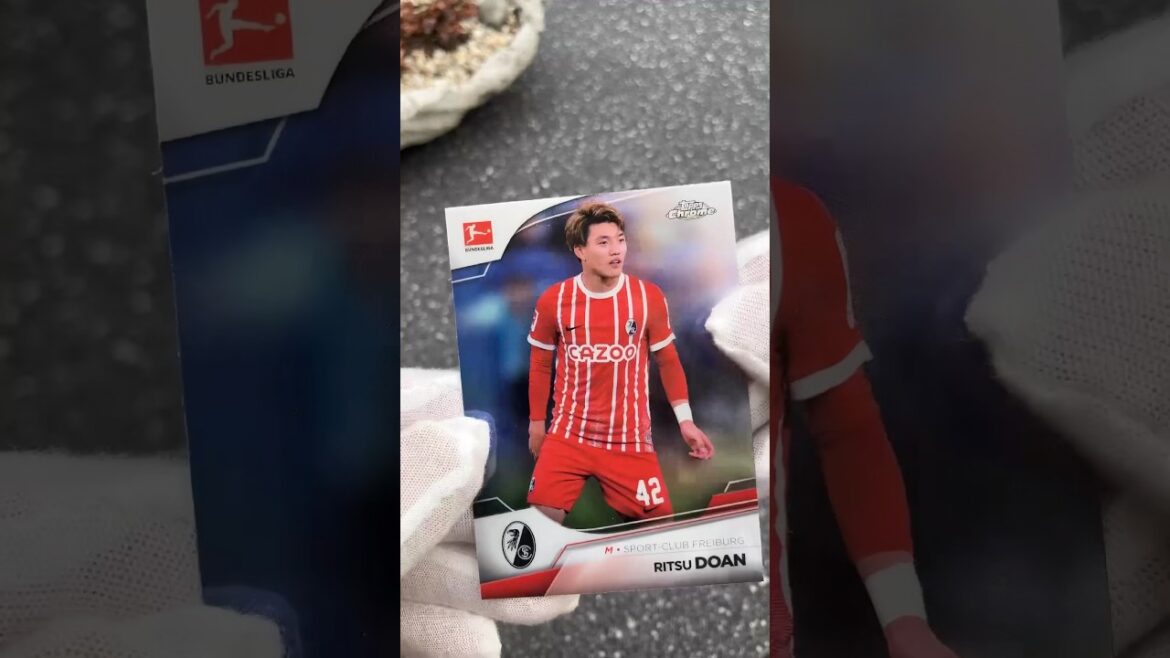 Ritsu Dōan 🇯🇵 Topps Chrome Bundesliga Refracteur | Introduction aux cartes d'équipe nationales du Japon #Shorts