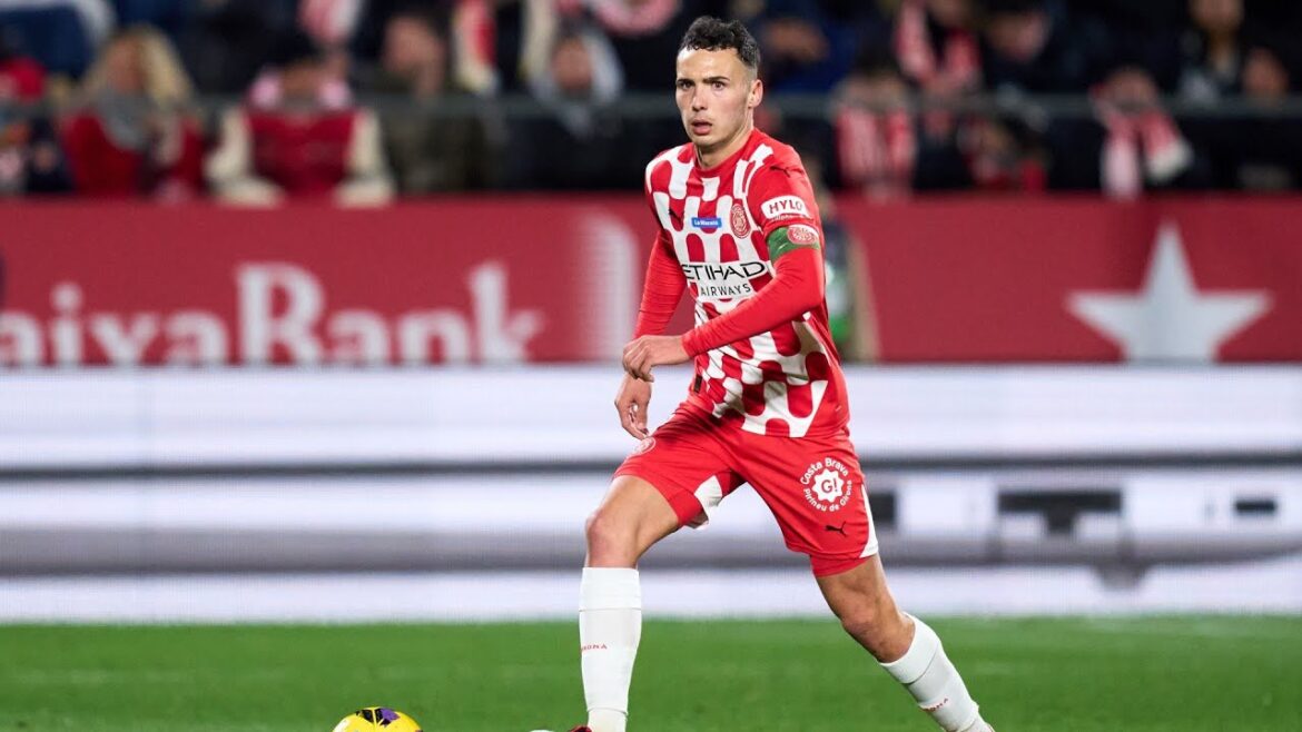 Arnau Martinez vs Big Teams en 24/25 ► Arsenal Transfer Target