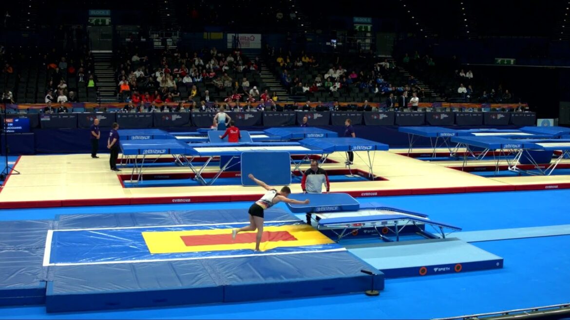 Schmidt Daniel (Ger) _M_2023 Trampoline Worlds_qualification_Double Mini_R1