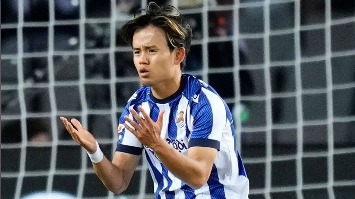 Kubo Takefusa fait une forte présence dans son ancien club! Un coup puissant frappe directement le poteau et la barre transversale![29 septembre]