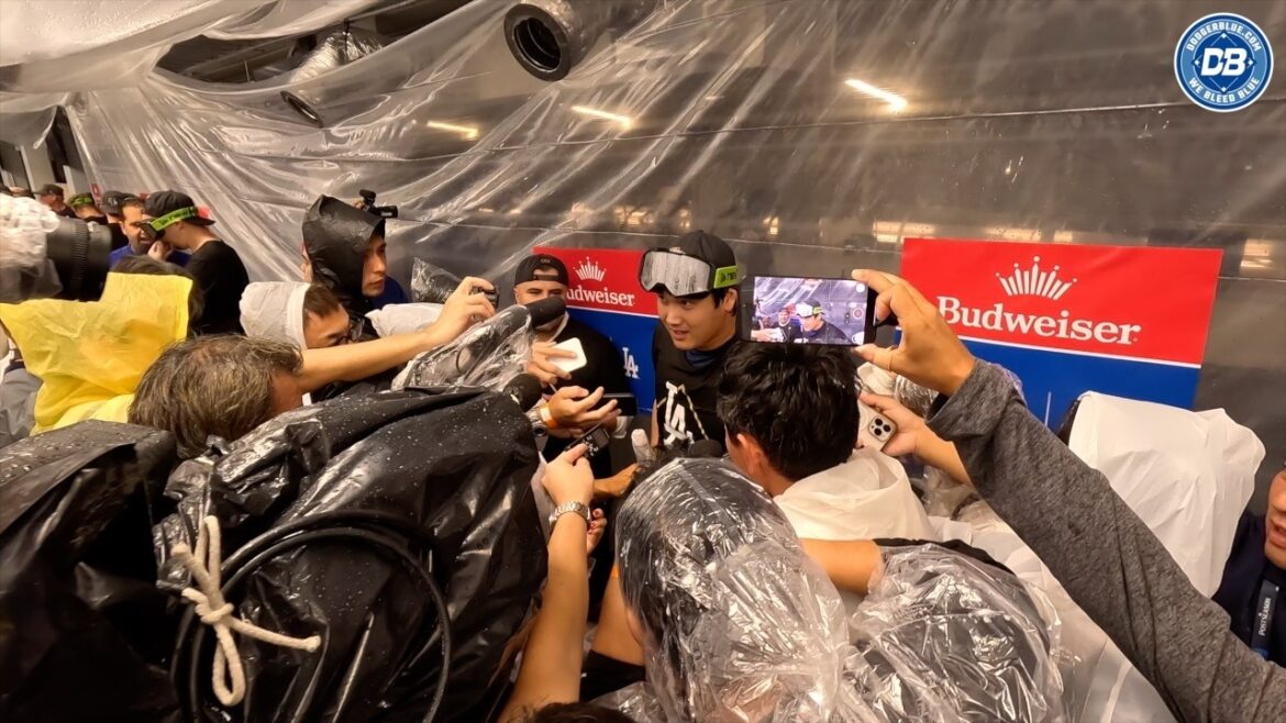 NLDS 2025 : Shohei Ohtani, Max Muncy et les Dodgers célèbrent après avoir éliminé les Phillies