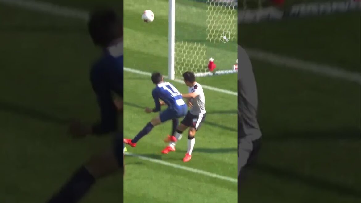 Joyeux anniversaire, Takehiro Tomiyasu🎂🎉