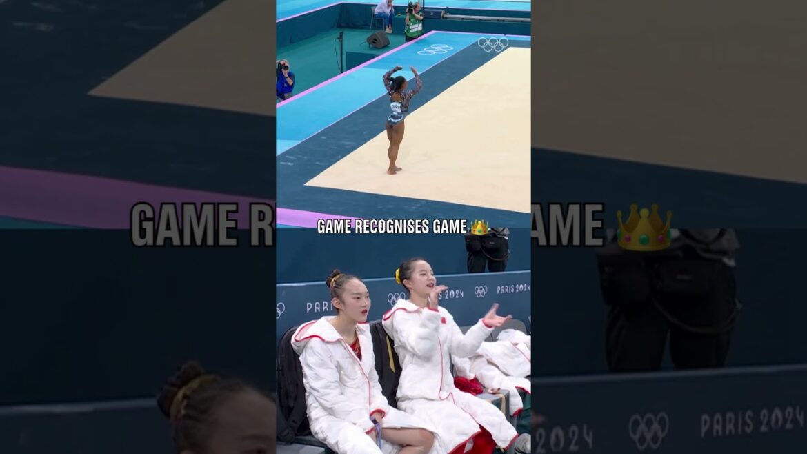 Zhang Yihan & Zhou Yaqin taking in Simone Biles’ greatness at #Paris2024 ❤️