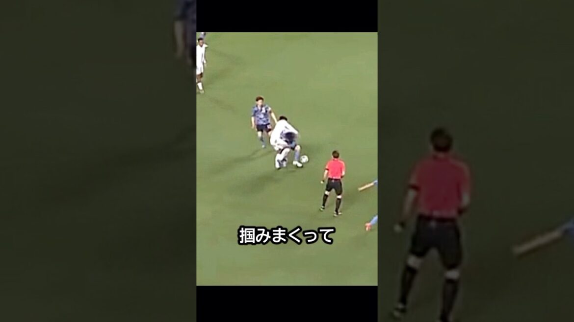 Quelle belle collaboration ! Le jour où Takumi Minamino et Daichi Kamata ont atteint l'objectif grâce au dévouement de Wataru Endo et Yuya Osako ! #football