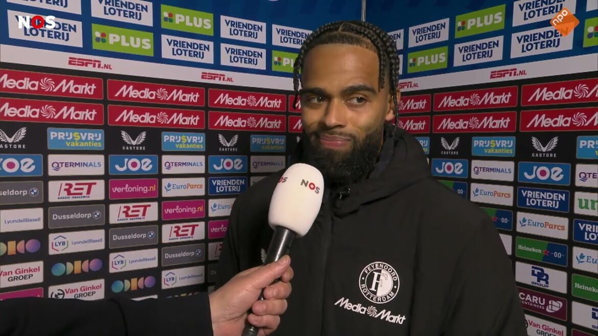 St Juste à propos de la position de départ rapide : "Ce n'était PAS du tout idéal" 😬 | PSV 3-0 Feyenoord | #psvfey