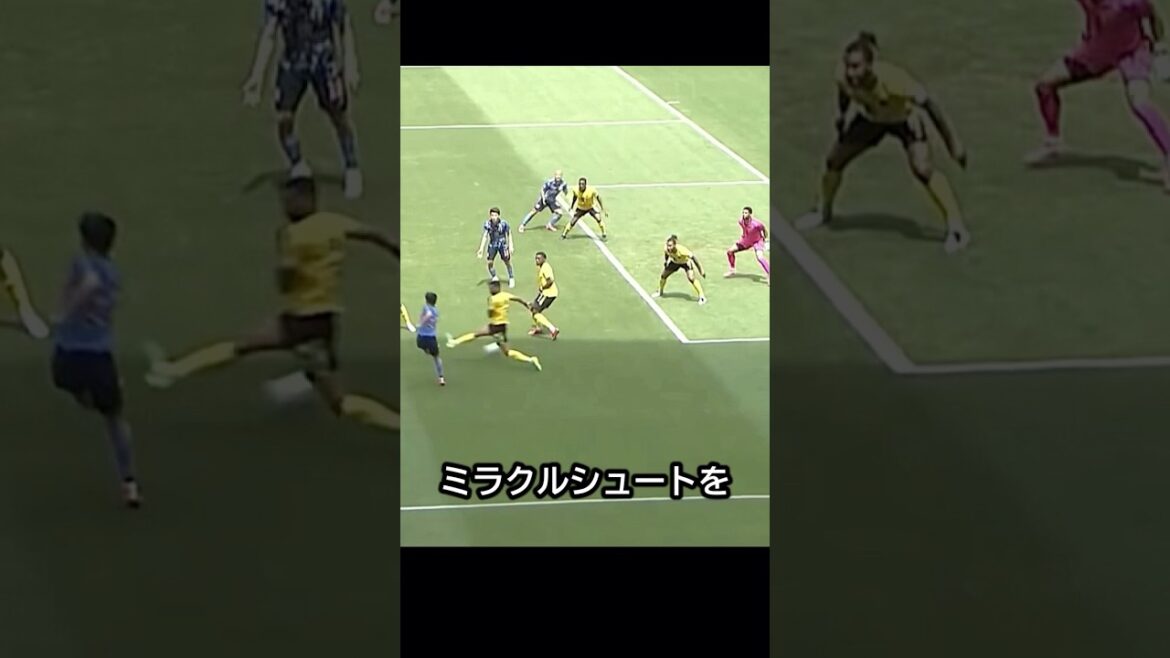 Tir miracle ! Le jour où Takefusa Kubo a pris Ritsu Doan et Daizen Maeda comme appât et a réalisé un tir déraisonnable qui a touché les jambes des quatre hommes ! #football