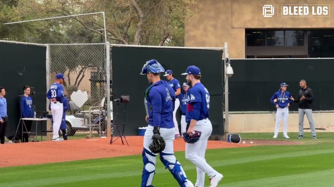 Shohei Ohtani lance 🔥 Bullpen au Camelback Ranch | Montée en puissance complète en cours Shohei Ohtani lance 🔥 Bullpen au Camelback Ranch | Montée en puissance complète en cours