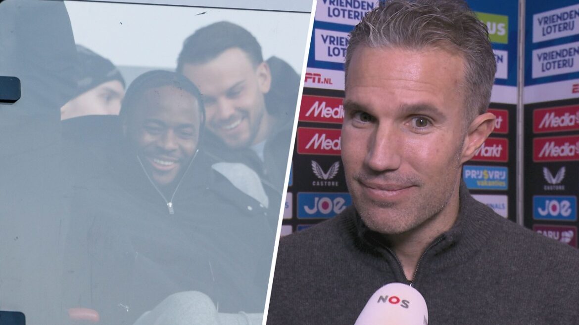 Van Persie à propos de Sterling : « Il lui faudra des SEMAINES avant qu’il soit en forme » 😁| Feyenoord 1-0 Allez-y|#feygae Van Persie à propos de Sterling : "Il lui faudra des SEMAINES avant qu'il soit en forme" 😁| Feyenoord 1-0 Allez-y|#feygae