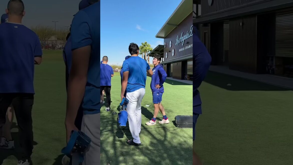 Shohei parle coréen à Hyeseong 😂 (via @dodgers/TT)