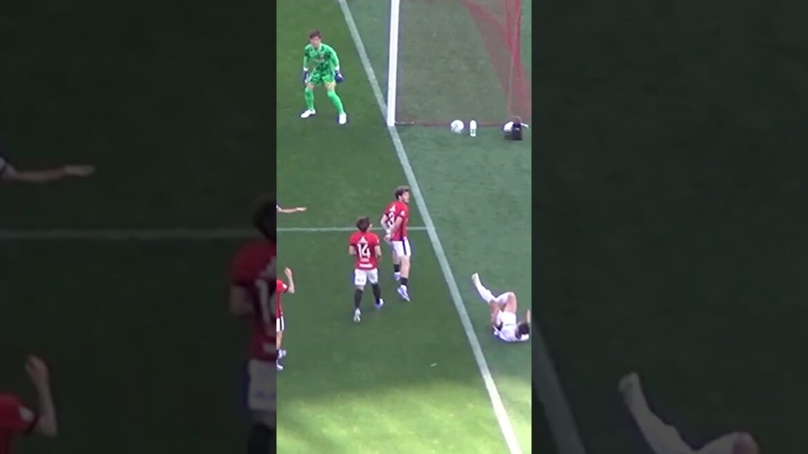 Kento Misao, remuant l'espace derrière le but | Ligue du Centenaire 2026 Urawa Reds 2-3 Kashima Antlers | Bois de Kashima