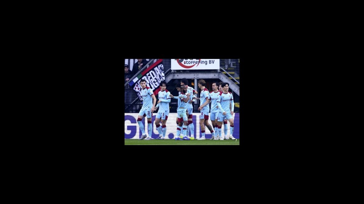 Kiyo Ueda réalise 20 points en championnat ! L'égalisation qui sauve Feyenoord