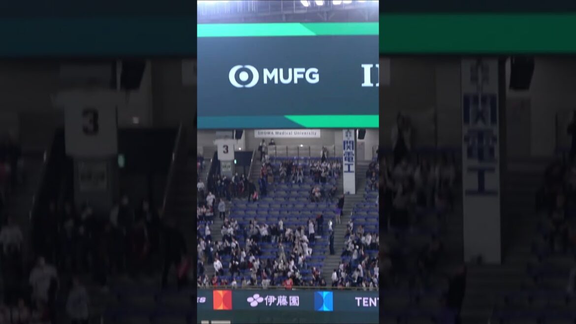 Shohei Otani (Dodgers) frappe directement le haut du panneau #wbc #Samurai Japan #Dodgers #Shohei Otani #free batting #baseball youtube