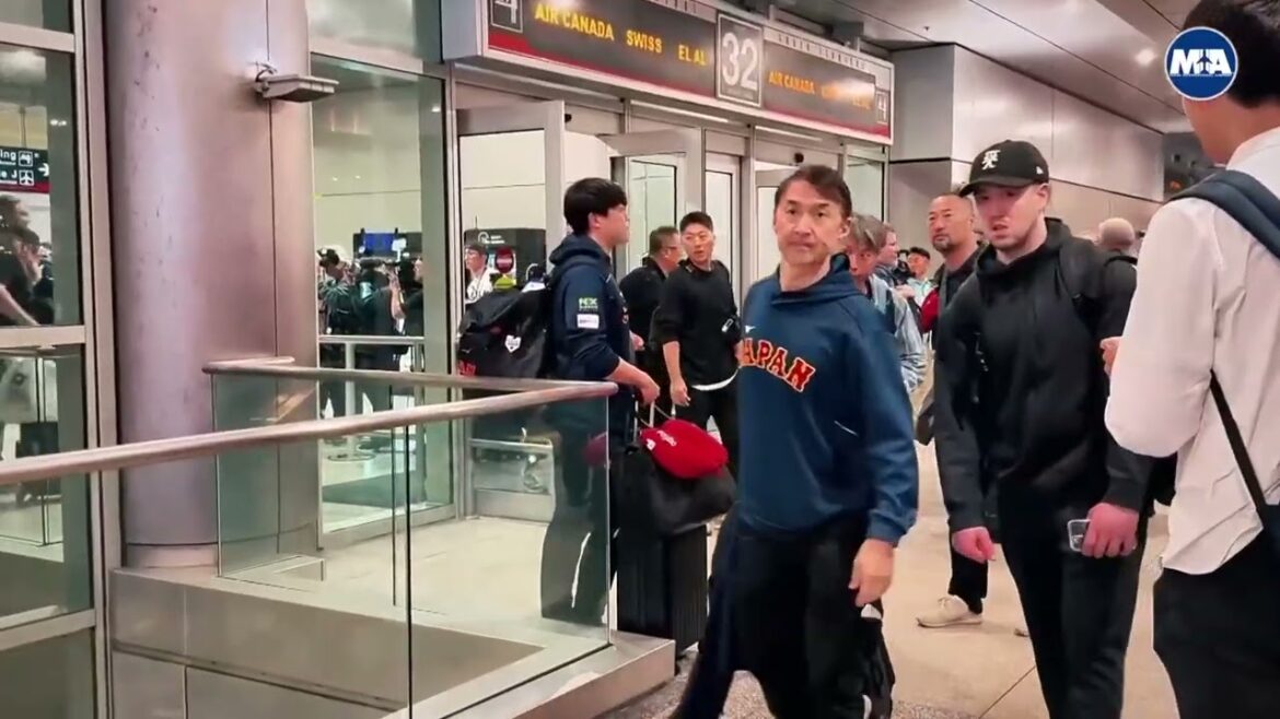 Shohei Ohtani et l’équipe japonaise sont arrivés à Miami pour la phase à élimination directe de la World Baseball Classic. Shohei Ohtani et l'équipe japonaise sont arrivés à Miami pour la phase à élimination directe de la World Baseball Classic.