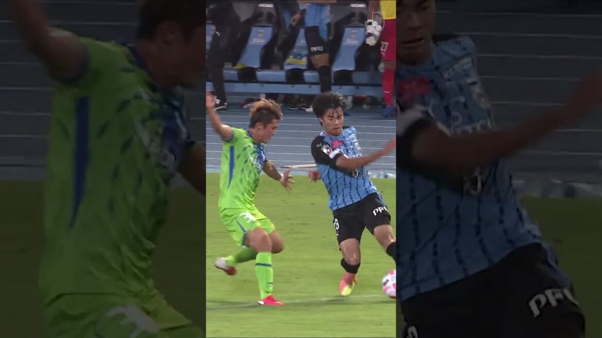 C'est la ligue qui l'a fait découvrir le monde — Kaoru Mitoma 🇯🇵✨