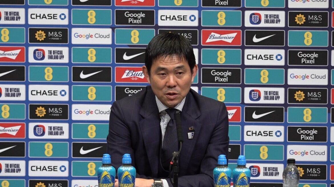 [Gagner, c'était génial ! Niveau supérieur]Grande Vénus ! L'entraîneur Hajime Moriyasu tient une conférence de presse après le match contre l'Angleterre