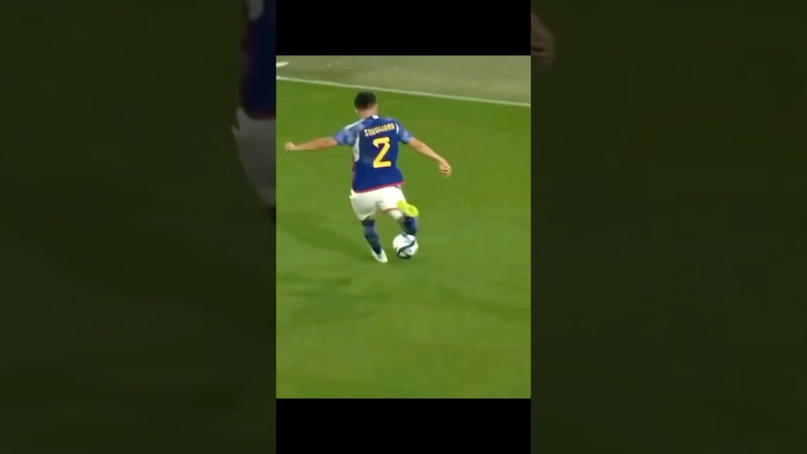 C'est un miracle ! L'équipe nationale de football du Japon marque un but miraculeux contre la puissante Allemagne grâce aux mouvements de Junya Ito et Kiyo Ueda, et à la collaboration de Daichi Kamata et Yuse Sugawara ! #football