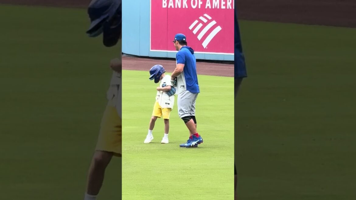 [Seiya Suzuki et petit garçon💙]Entraînement d'avant-match ![Non. 1 DH Shohei Ohtani]Dodgers contre Chicago Cubs @Dodger Stadium 25/04/26 #Shohei Ohtani #ohtani #dodgers
