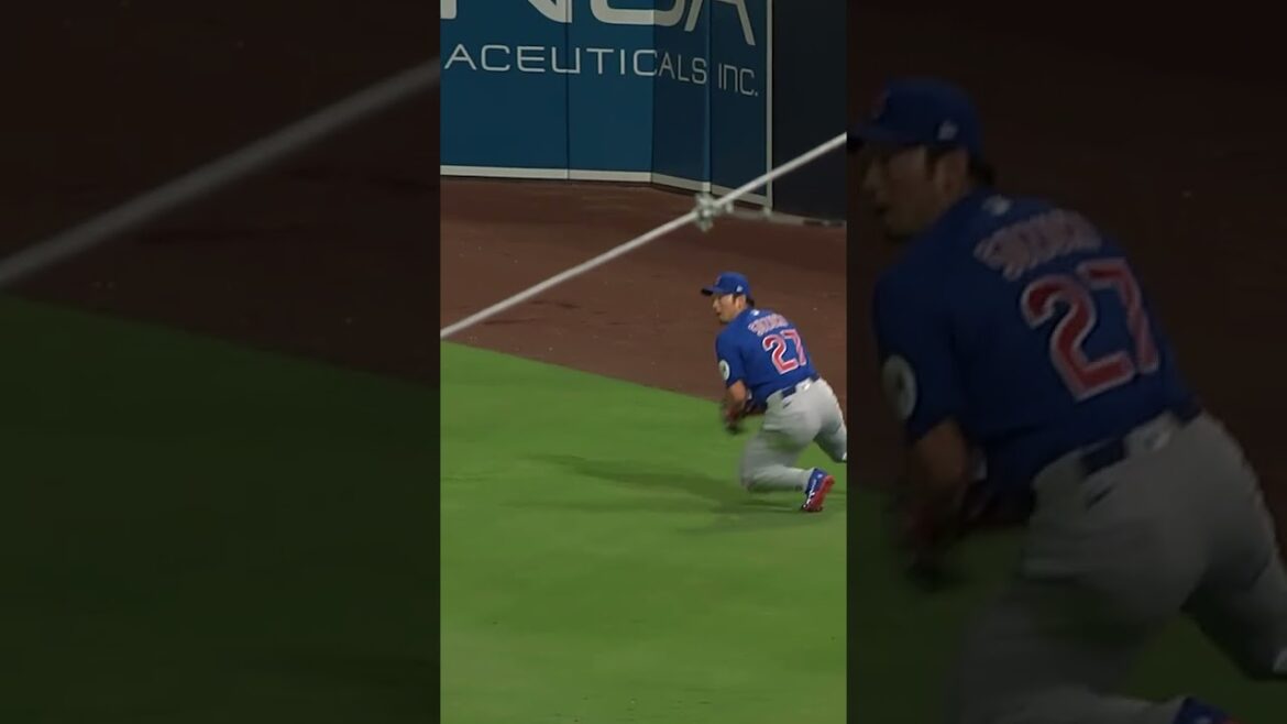 Seiya Suzuki glisse pour réaliser une SUPERBE prise ! 🤩