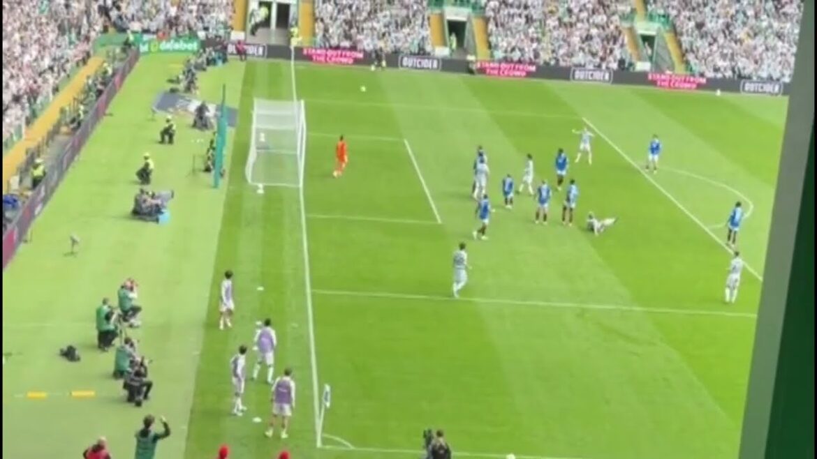 UN AUTRE ANGLE DU COUP DE COUP DE DAIZEN MAEDA CONTRE LES RANGERS