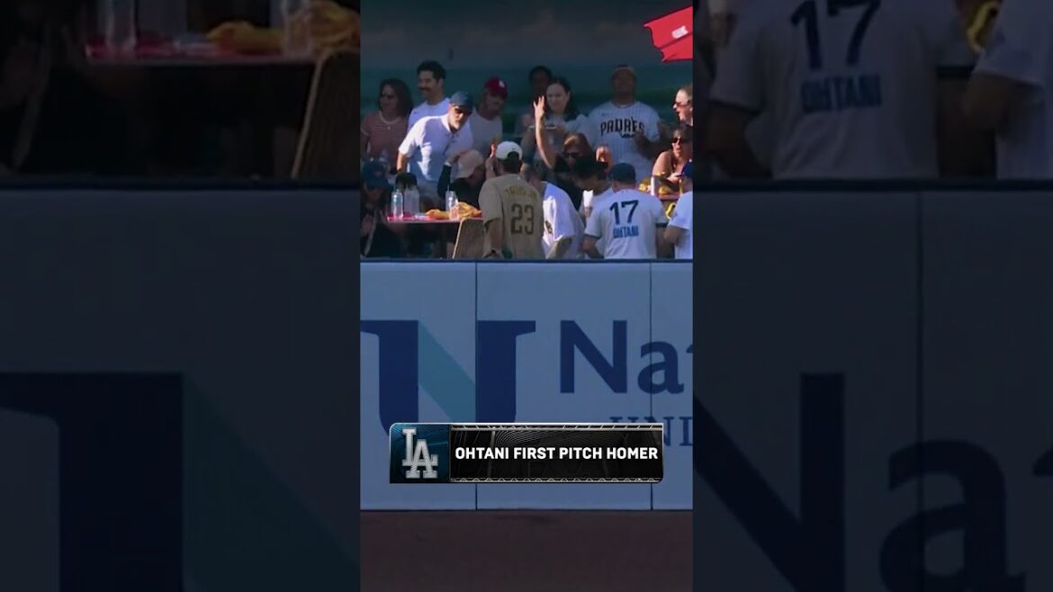 Shohei Ohtani quitte le terrain dès le premier lancer du match ! 🔥 #mlb #dodgers #shoheiohtani See More Shohei Ohtani quitte le terrain dès le premier lancer du match ! 🔥 #mlb #dodgers #shoheiohtani See More