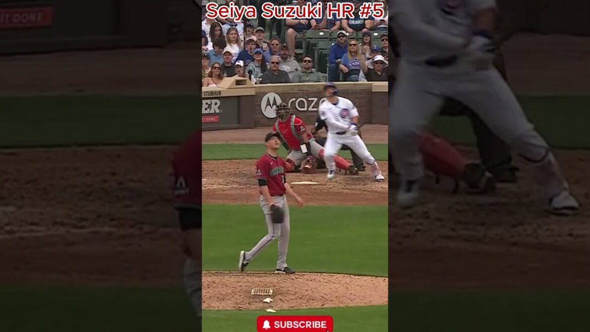 Seiya Suzuki écrase un home run de 440 pieds contre les Diamondbacks !