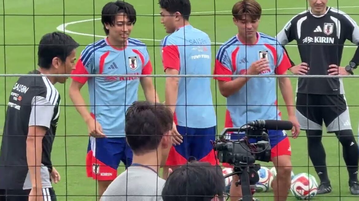 Dernières nouvelles❗️ Keito Nakamura, Ritsu Doan, Kaishu Sano, Yuto Nagatomo, Maya Yoshida, Makoto Hasebe Entraînement public de l'équipe nationale du Japon[Équipe nationale de football du Japon]SAMURAI BLUE 2026/05/28 Observation sur place