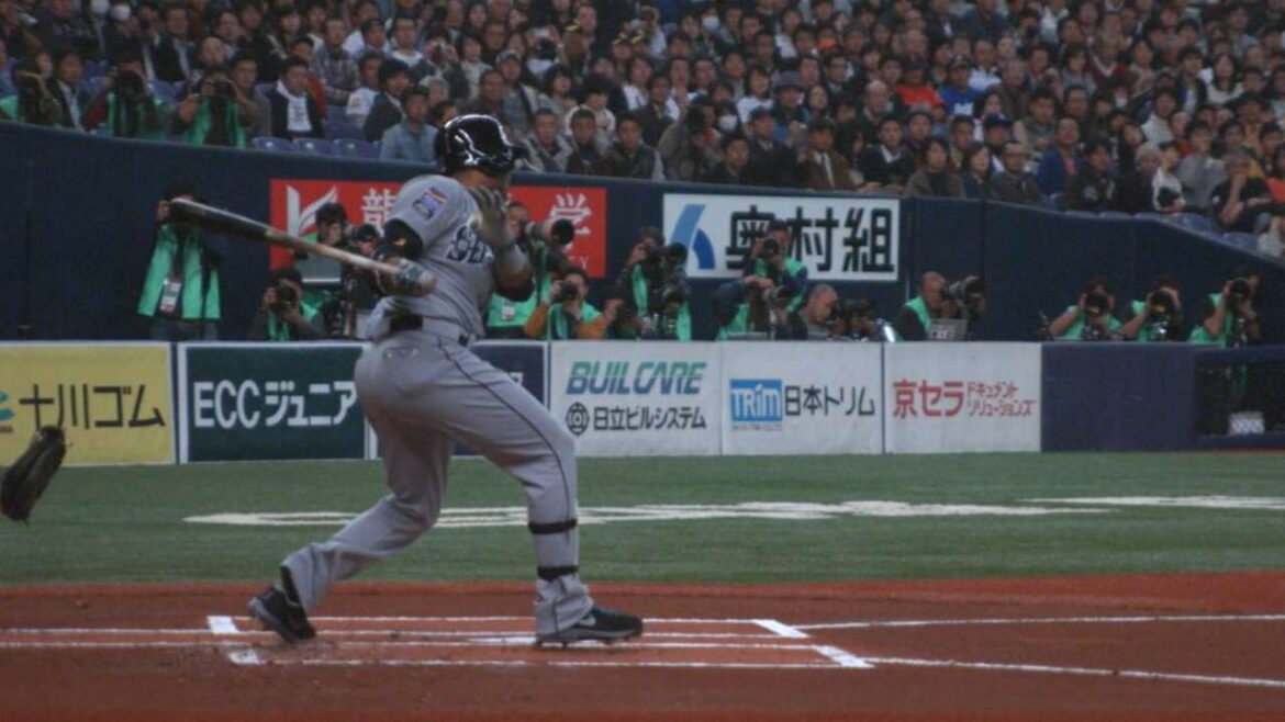 MLB@JPN: Cano marque un simple contre Maeda en 1ère MLB@JPN: Cano marque un simple contre Maeda en 1ère