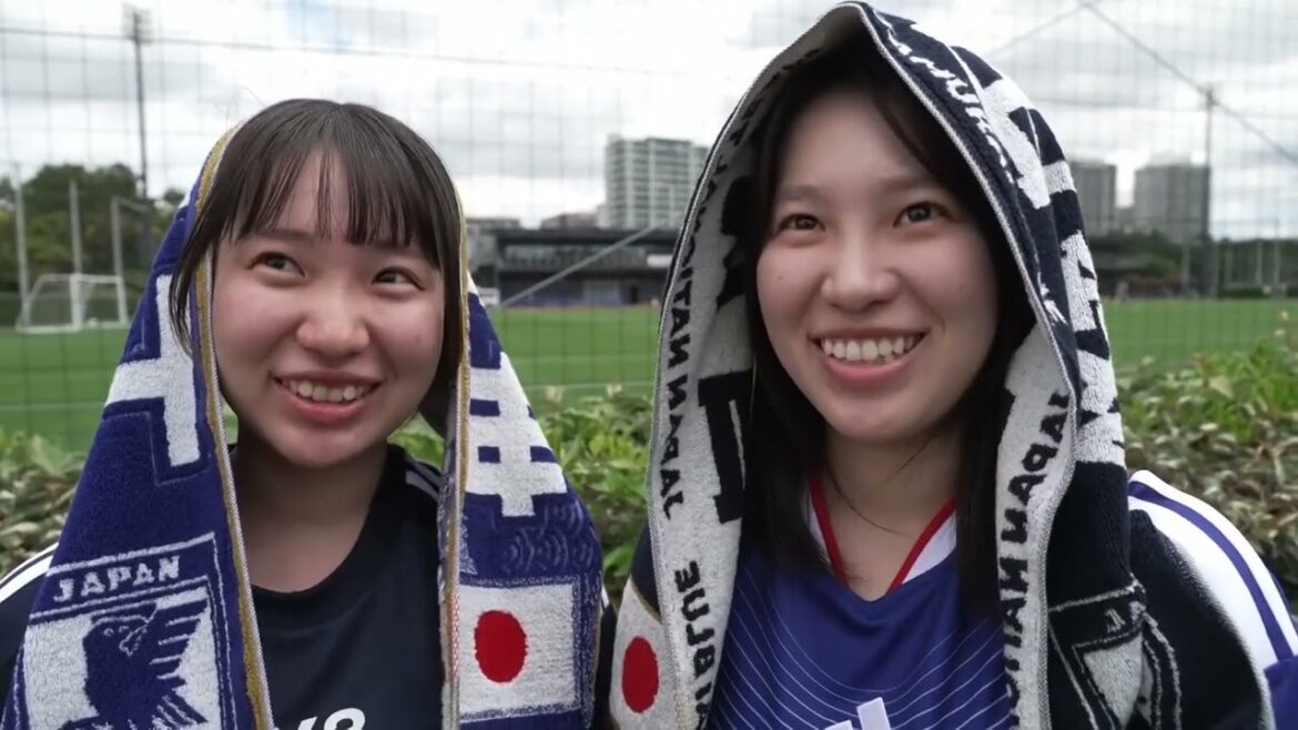 Samurai Blue commence les préparatifs pour la Coupe du monde devant des centaines de fans