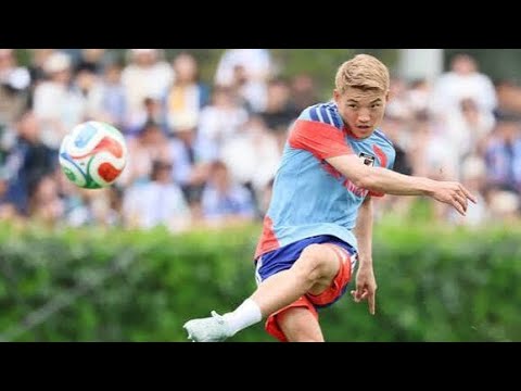 Ritsu Doan est déterminé à porter le numéro 10… « Mon objectif est de gagner la Coupe du Monde » 🔥🇯🇵 Ritsu Doan est déterminé à porter le numéro 10... "Mon objectif est de gagner la Coupe du Monde" 🔥🇯🇵