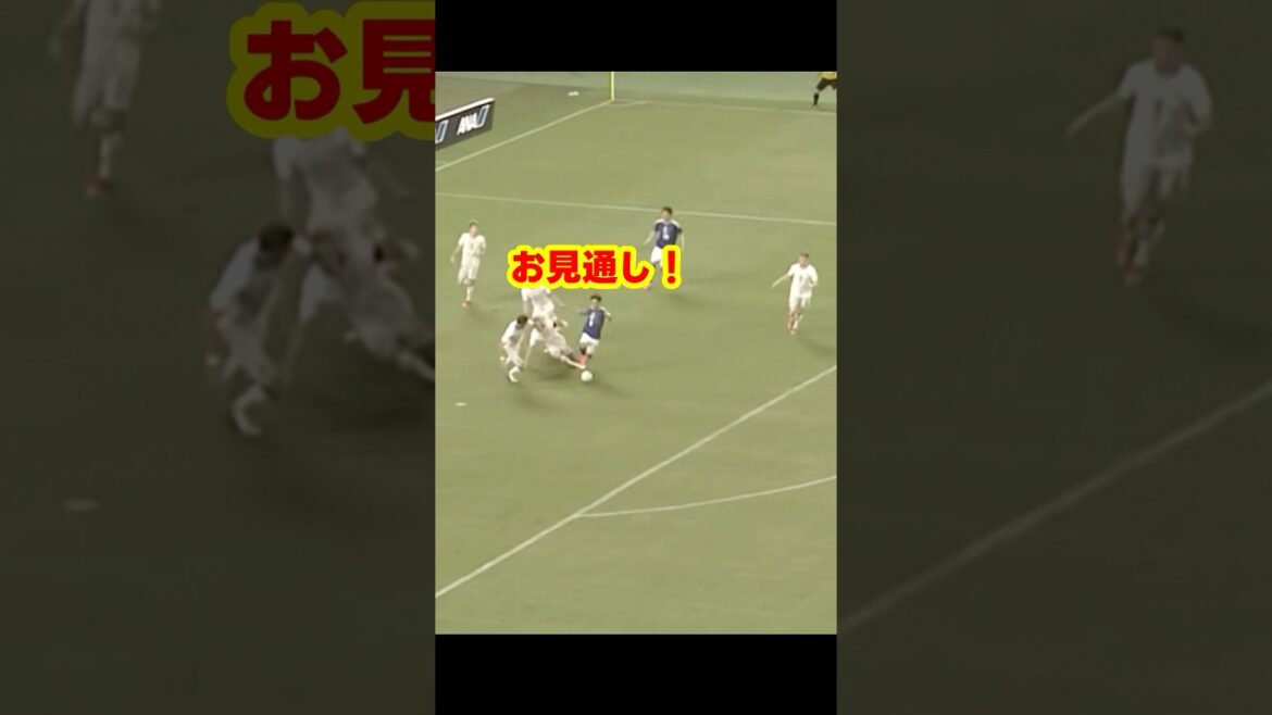 C'est une technique exceptionnelle ! Le jour où l'équipe nationale japonaise de football a mis la pression sur son adversaire islandais avec la coopération de Takefusa Kubo et Yuse Sugawara ! #Football #Takefusa Kubo #Yusei Sugawara