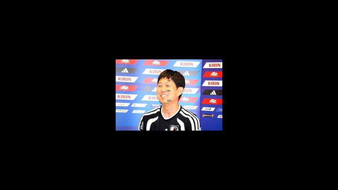 Merci à l’entraîneur Moriyasu d’avoir été le sauveur du problème du terrain d’entraînement ! Merci à l'entraîneur Moriyasu d'avoir été le sauveur du problème du terrain d'entraînement !
